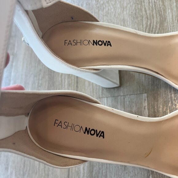 Womens Fashion Nova White Block Heels - 9 - Picture 9 of 10